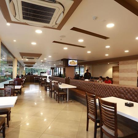 As Airport Inn Kochi Extérieur photo